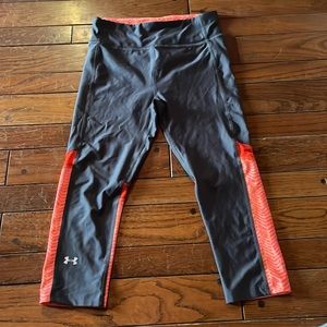Under armor cropped leggings